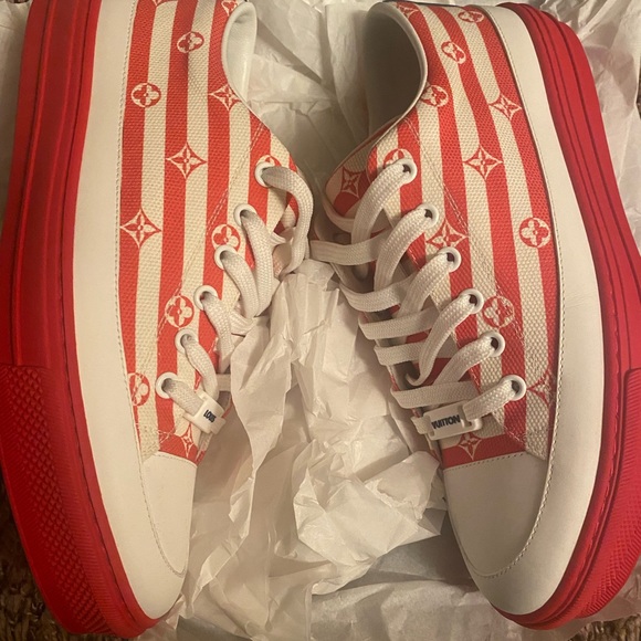 Louis Vuitton Stellar Sneakers - Picture 2 of 5